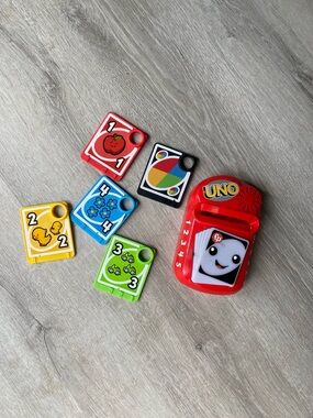 Fisher-Price UNO Electronic Learning Game